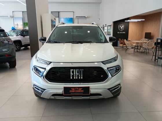 FIAT TORO 2.0 16V TURBO DIESEL VOLCANO 4WD AT9